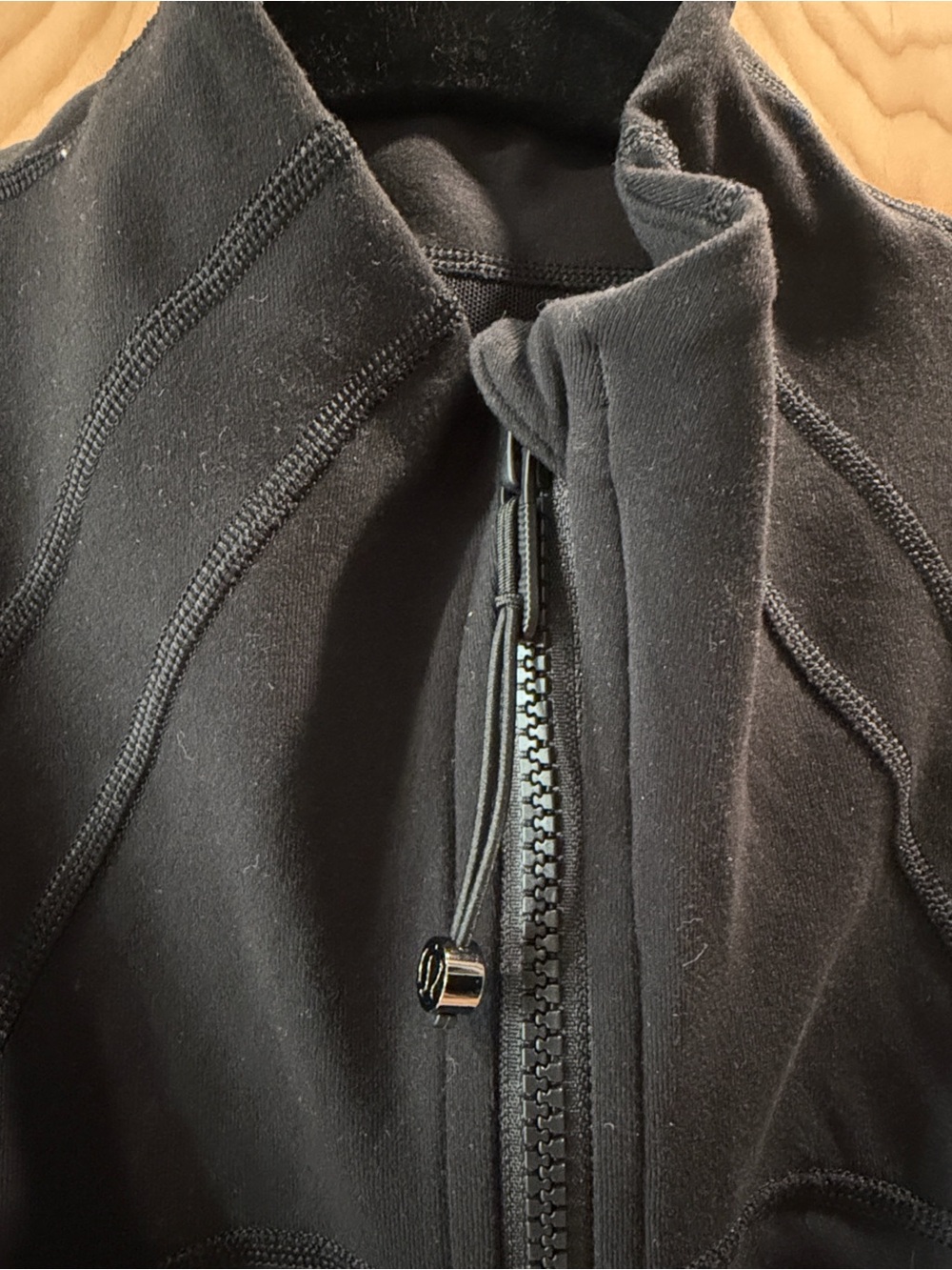 Lululemon - Picture 2 of 5
